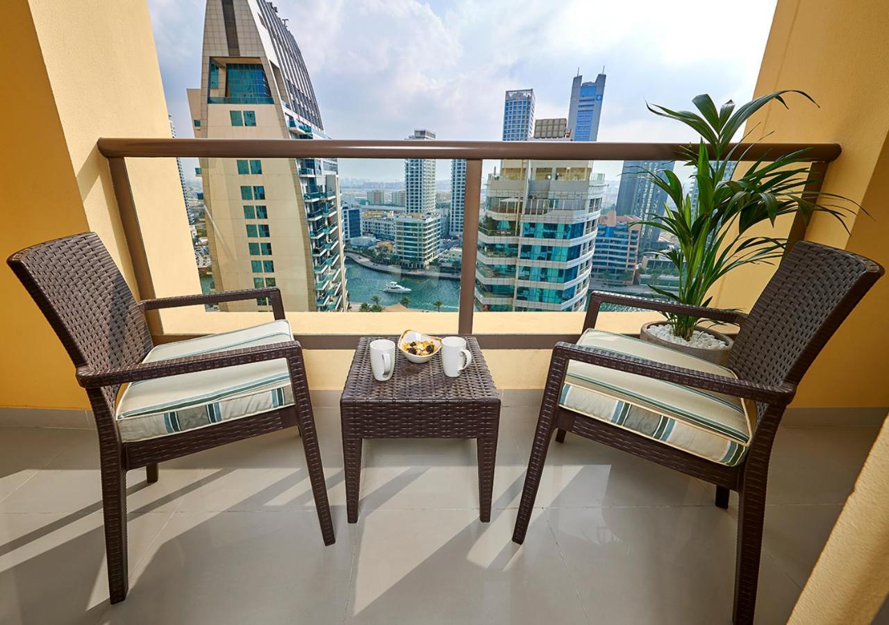 Ramada Hotel&Suites by Wyndham Dubai JBR Bagian luar foto