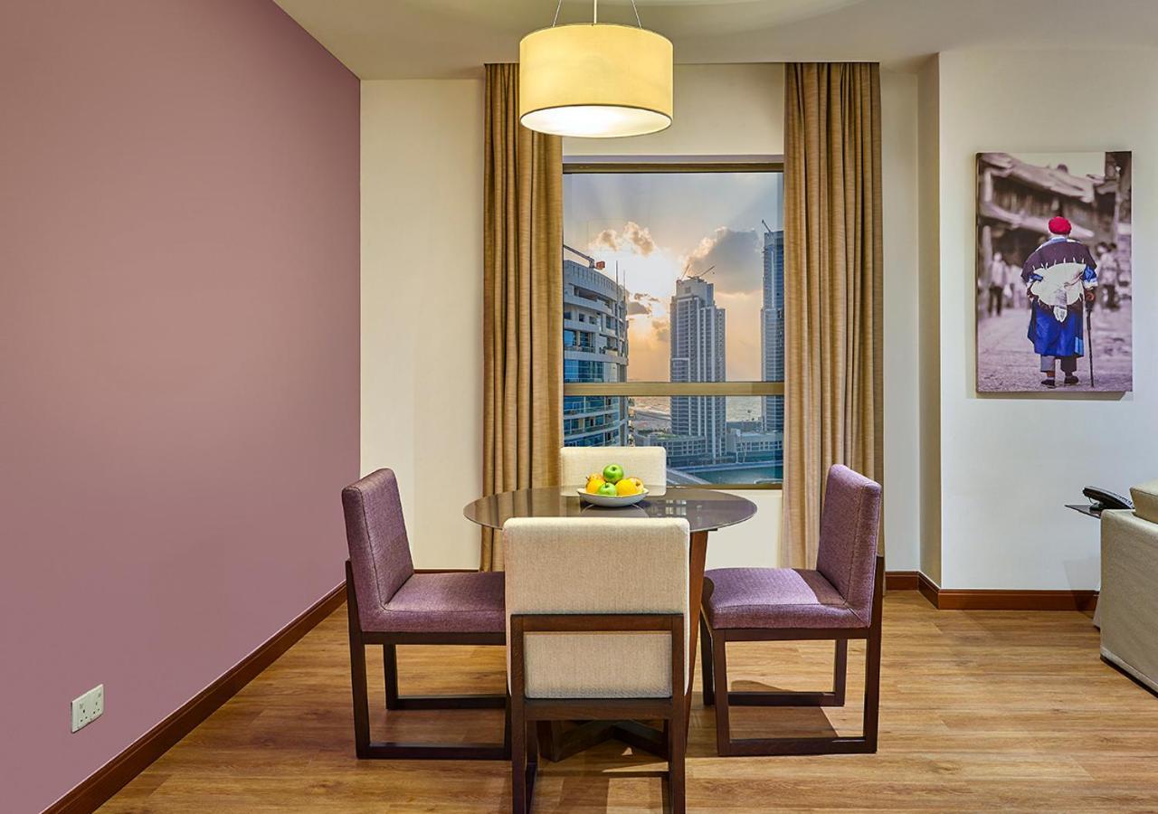 Ramada Hotel&Suites by Wyndham Dubai JBR Bagian luar foto