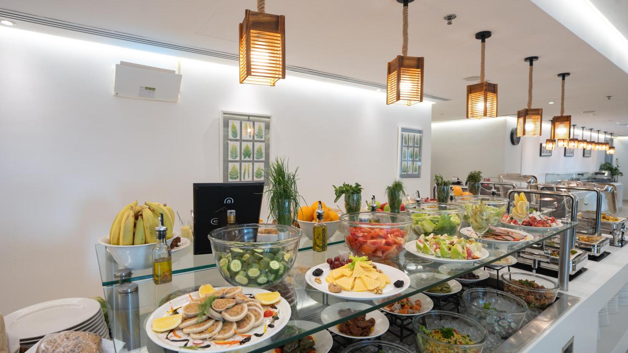 Ramada Hotel&Suites by Wyndham Dubai JBR Bagian luar foto