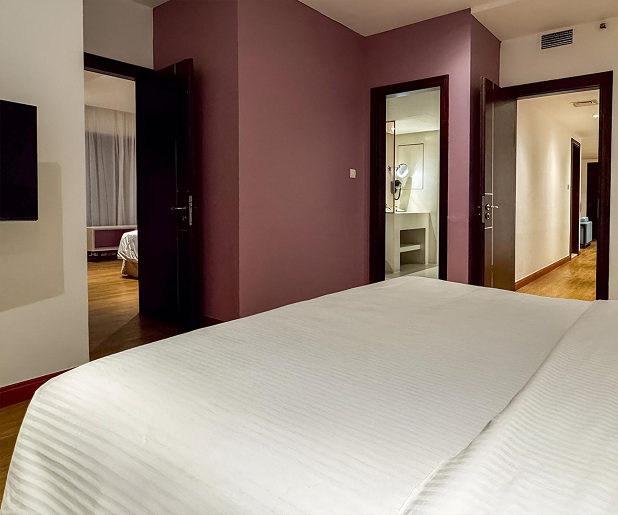 Ramada Hotel&Suites by Wyndham Dubai JBR Bagian luar foto