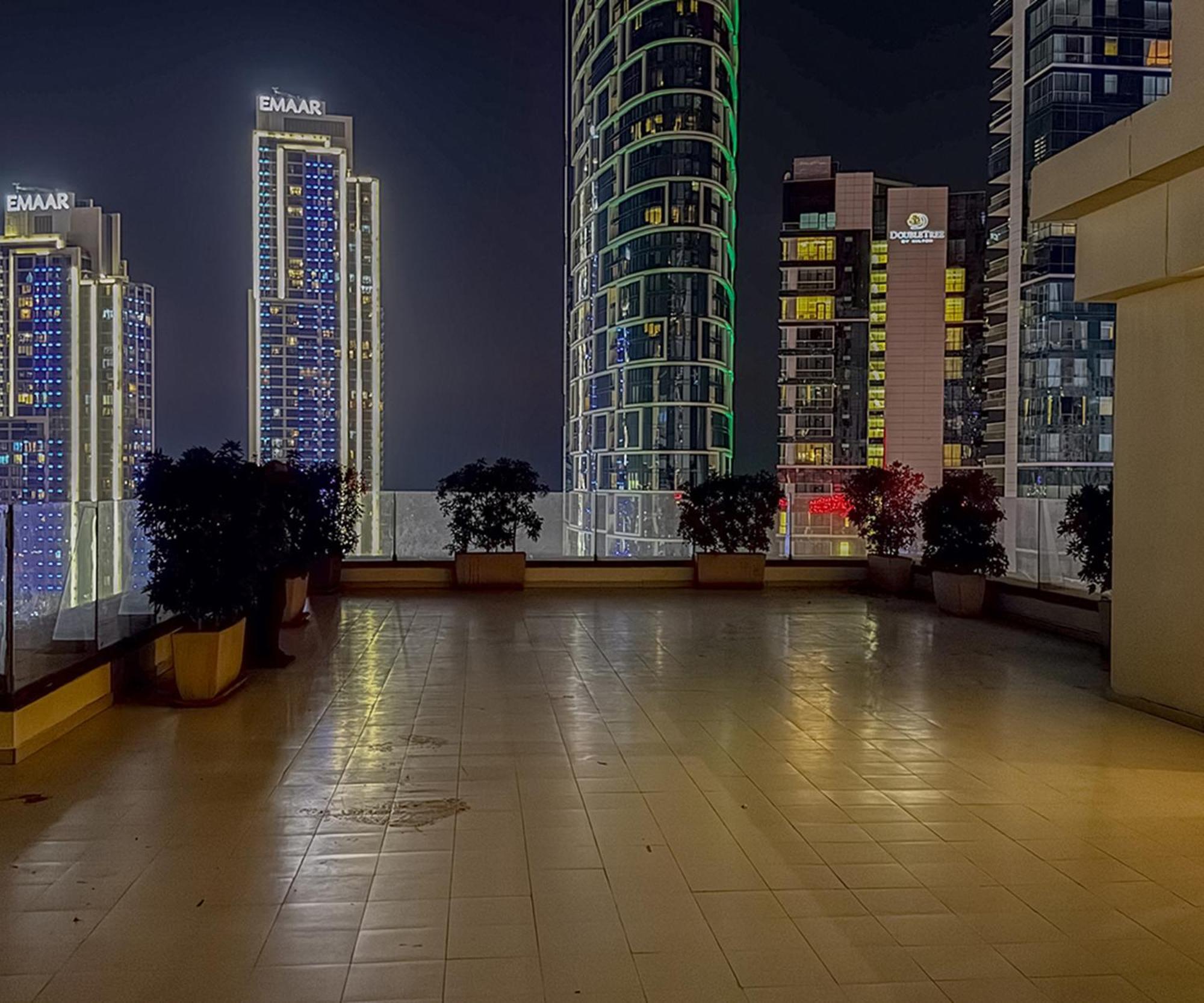 Ramada Hotel&Suites by Wyndham Dubai JBR Bagian luar foto